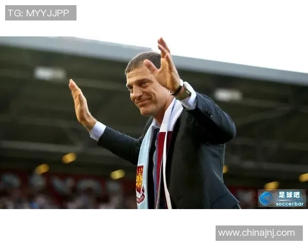 毛彪在足球界的成就与影响力探讨是否可以称其为足球明星